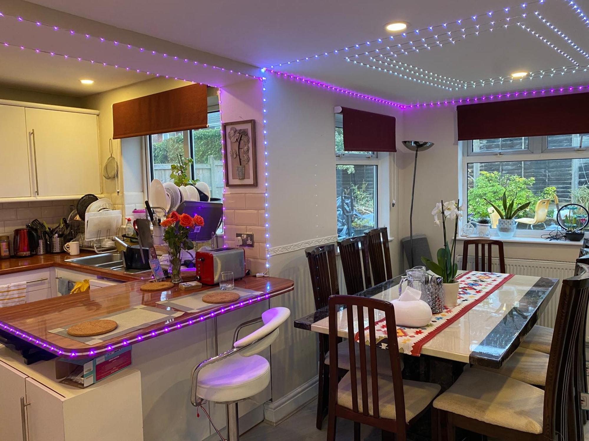New-built En-suit With Large Tv Power Shower Homestay Birmingham